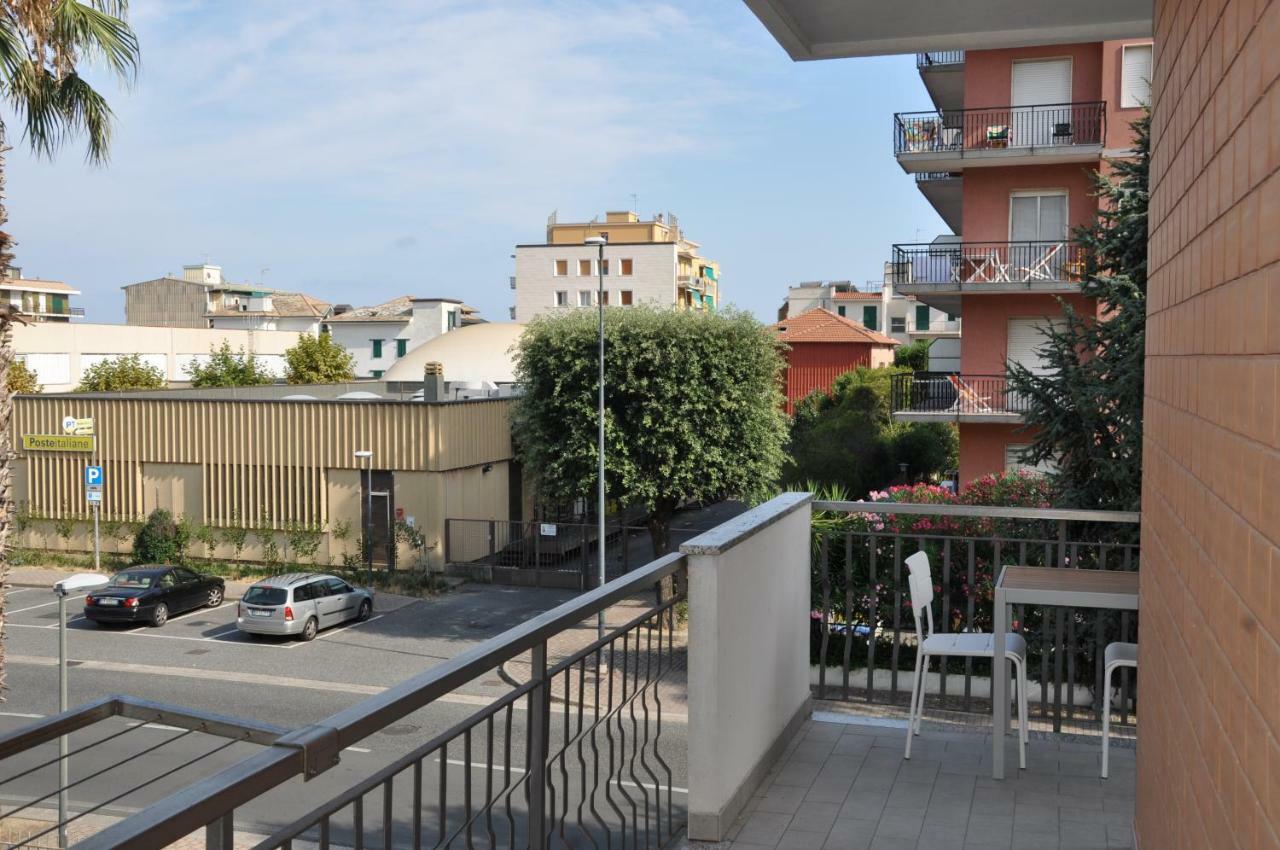 Viale Repubblica 307 4 Apartment Pietra Ligure Bagian luar foto